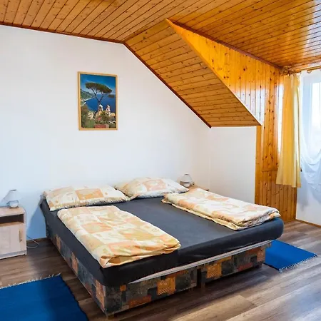 Apartament Kis Teniszhaz