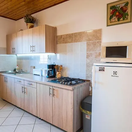 Apartment Kis Teniszhaz