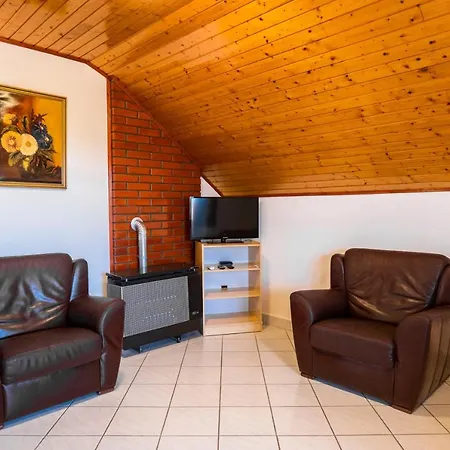 Appartamento Kis Teniszház
