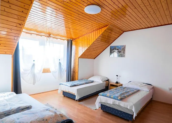 Kis Teniszhaz Apartmán Ordacsehi